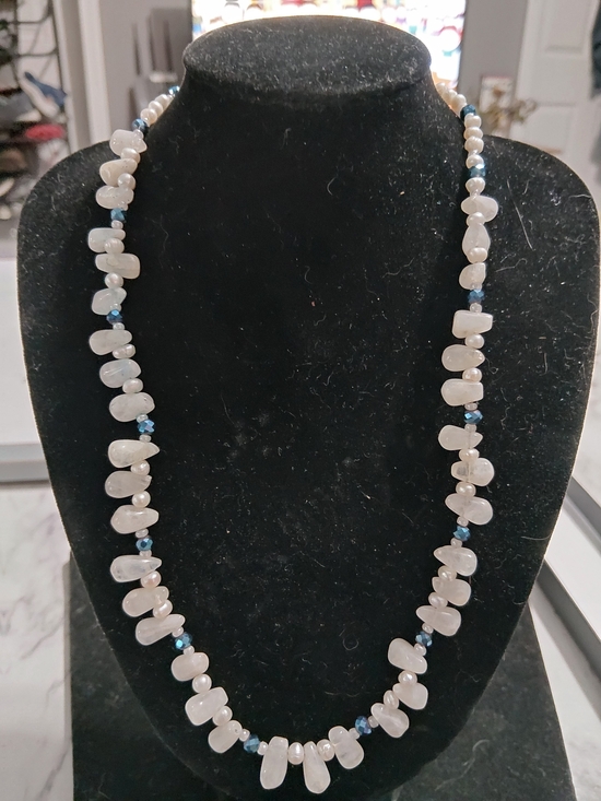 Jewelry - Moon Stone Necklace